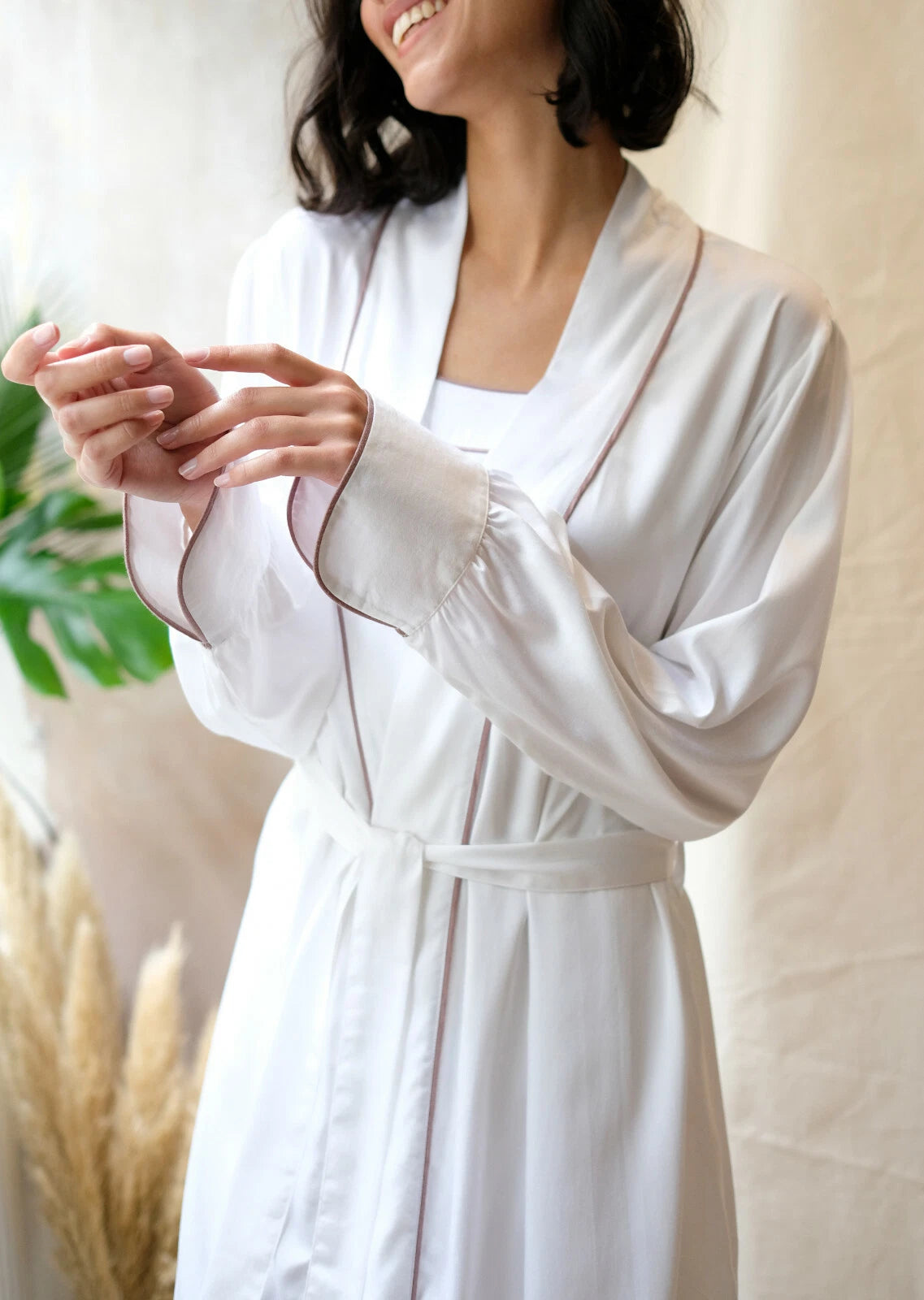 Fable & Eve London - Luxury Robe - White