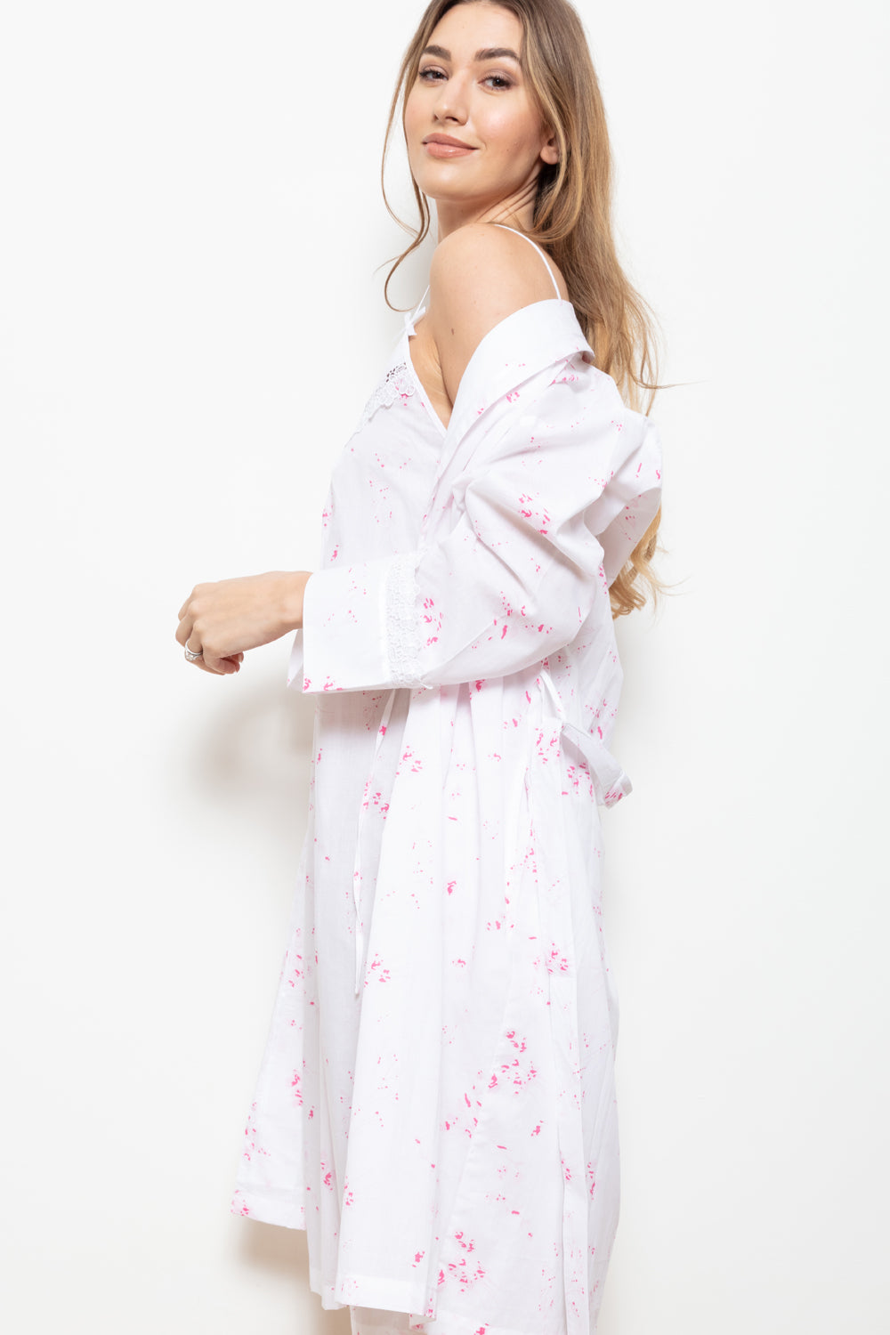 Cottonreal 'Yanira' Pretty Pink Floral & White 100% Cotton Robe Dressing Gown