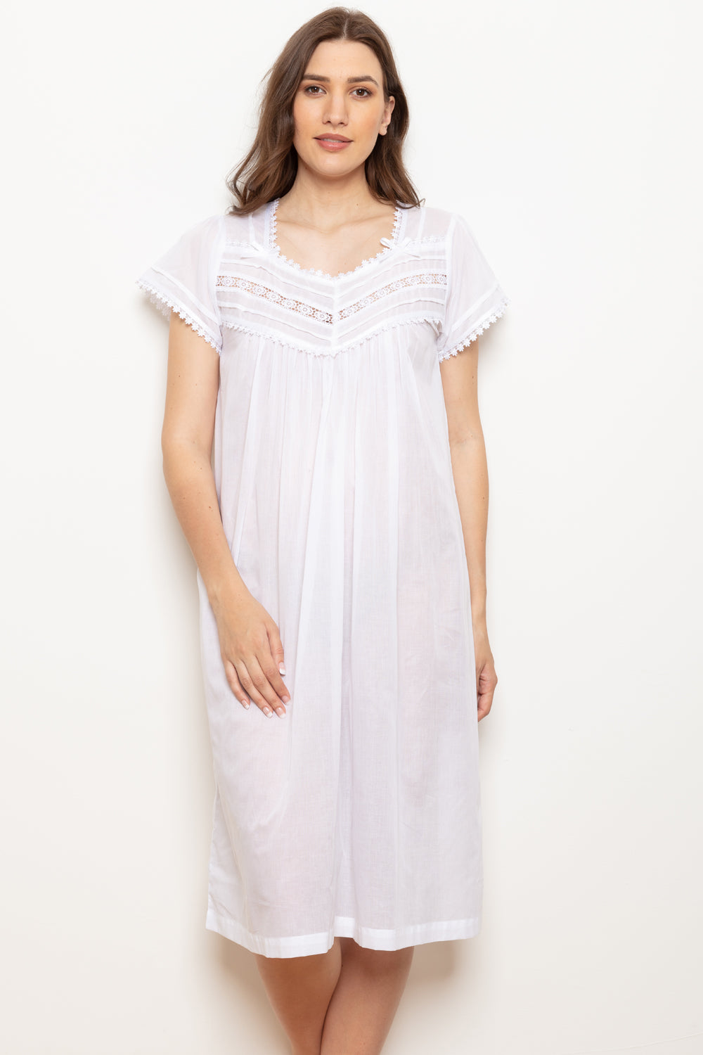 Cottonreal 'Revena' Cotton Voile Short Sleeve Nightdress - White